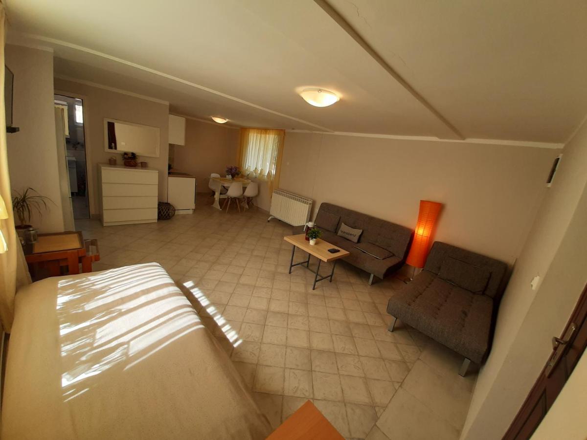 Apartman Cherry Gradac Valjevo Eksteriør billede